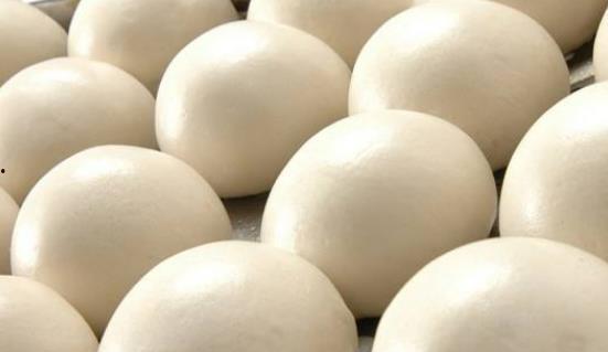 关于馒头的热门话题英文,Mouthwatering Buns: Exploring the Trending Topics Around Steamed Bread