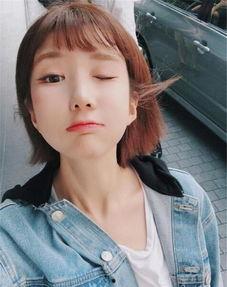 撞脸明星网红抖音,揭秘网络红人背后的明星脸之谜！”