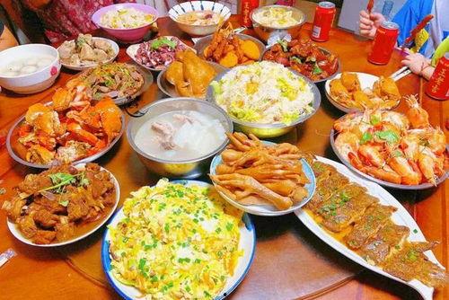 中秋家宴上热门话题英语,Top English Topics for a Festive Mid-Autumn Dinner Discussion