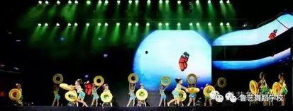 舞蹈的热门话题感言短句,热门舞蹈话题感言集锦