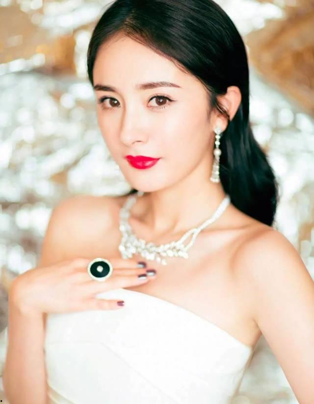 大城市全是明星网红,揭秘大城市中的明星网红聚集地