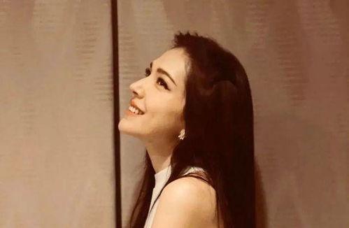 明星网红官宣图片大全,甜蜜瞬间大盘点