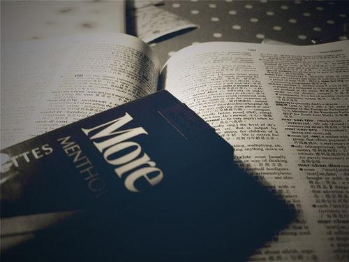 忘情的香烟热门话题下载,探寻忘情香烟的热门话题与情感共鸣