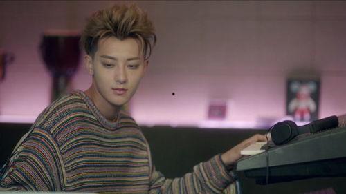 闪亮星明星网红视频大全,短视频中的璀璨星光