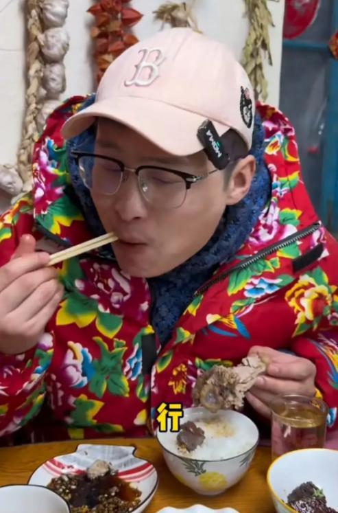 东北雨姐和明星网红,共绘跨界融合新篇章”