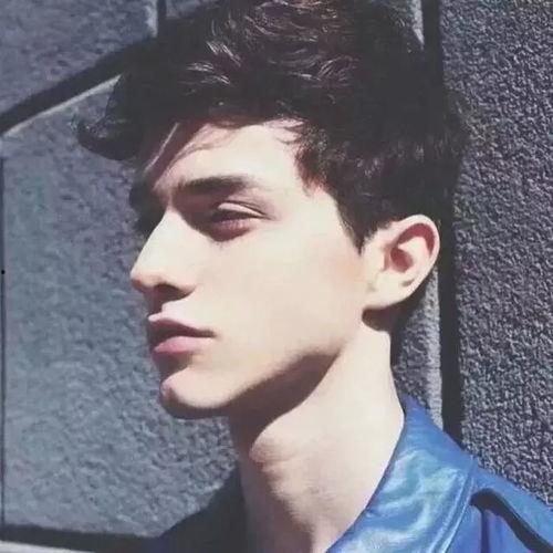 大方脸明星网红图片男生,网红界的时尚风向标